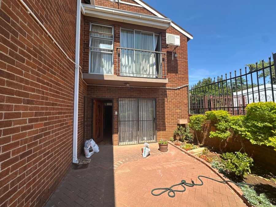 2 Bedroom Property for Sale in Westdene Free State